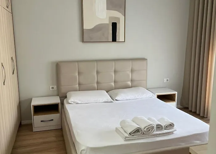 Apartman Liqeni New Tirana